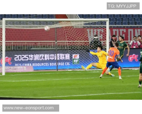 瓦科赛季表现惊艳中超24球5助攻合同到期续约悬念引关注 瓦科赛季表现惊艳中超24球5助攻合同到期续约悬念引关注